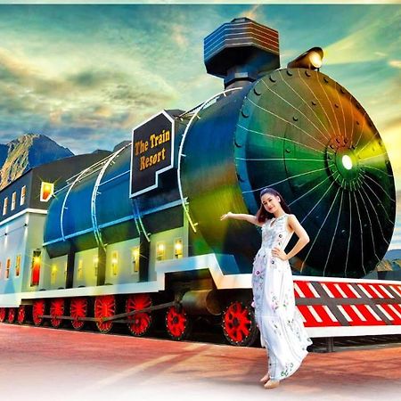 The Train Resort Jomtien Exterior foto